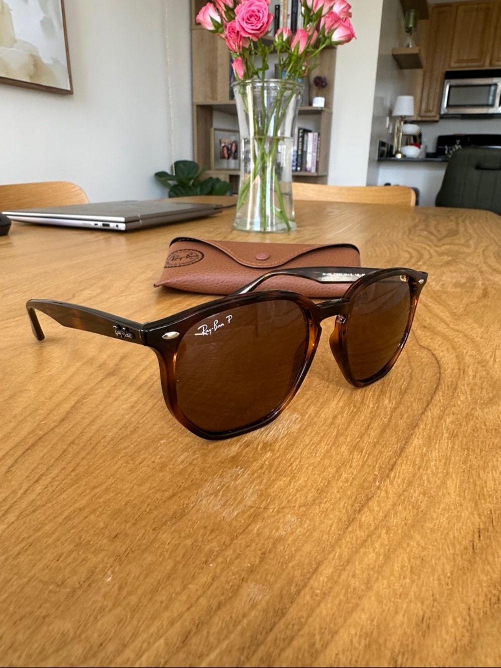 Ray-Ban Brown Tortoiseshell Sunglasses with Brown Lenses